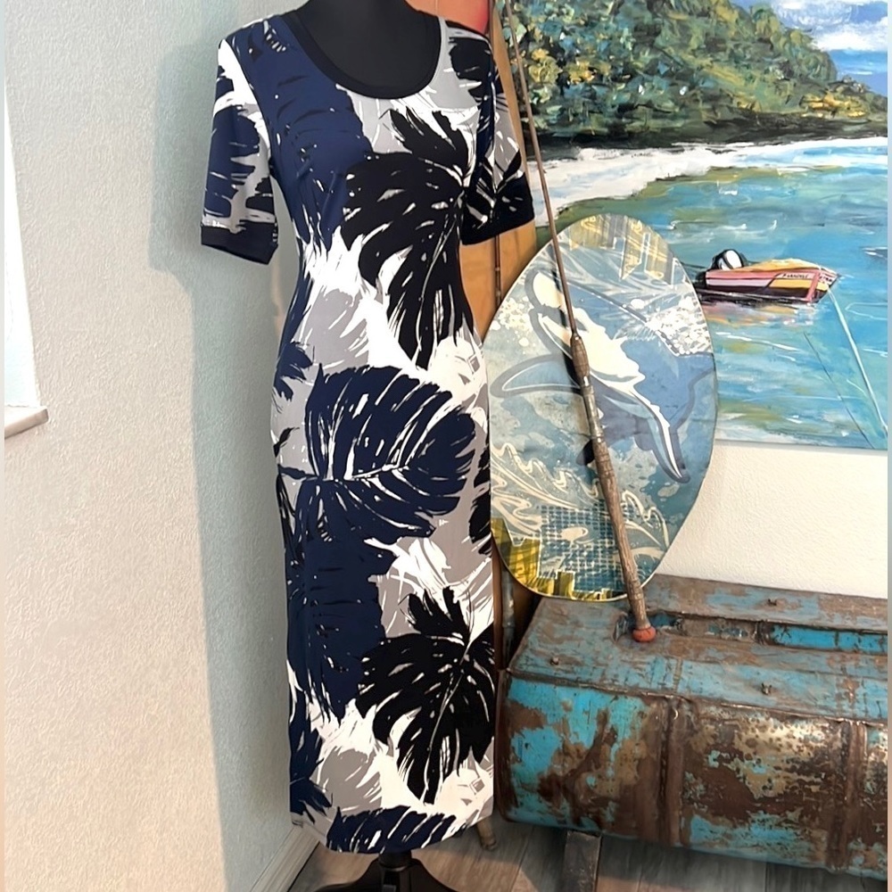 GILI, Jetsetter Short Sleeve Side Slit Maxi Dress - Picture 3 of 11